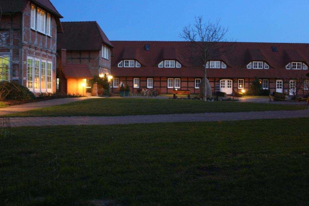 Flair Seehotel Zielow Ludorf ภายนอก รูปภาพ